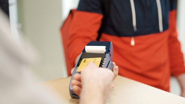 Kauf auf Rechnung nur für freigegebene B2B-Kunden